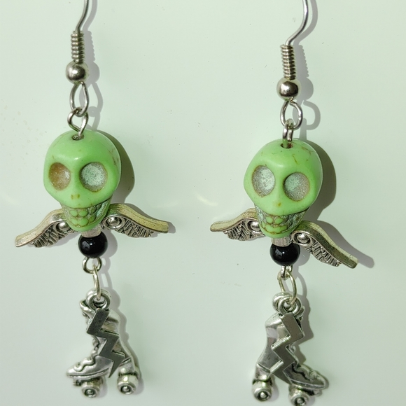 HipStarArt Jewelry - Skater de los muertos